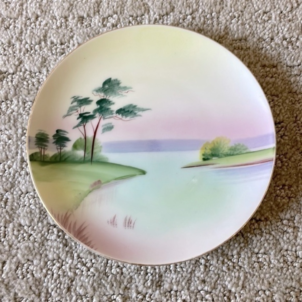 Meito China Hand painted Decorative Small Plate